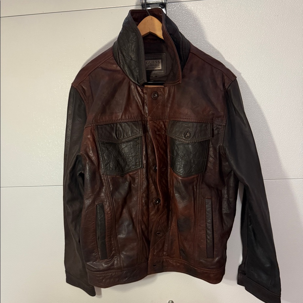 Men’s size lg Guess Leather jacket